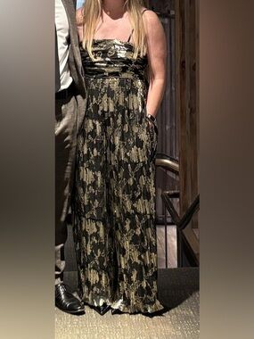 NWT Size XS - Hutch Mabel Foil Pleated Jumpsuit (NWT US$ 288)
